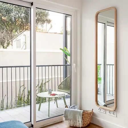 Cosy 1-br Belem With Parking & Ac By Host For Us リスボン